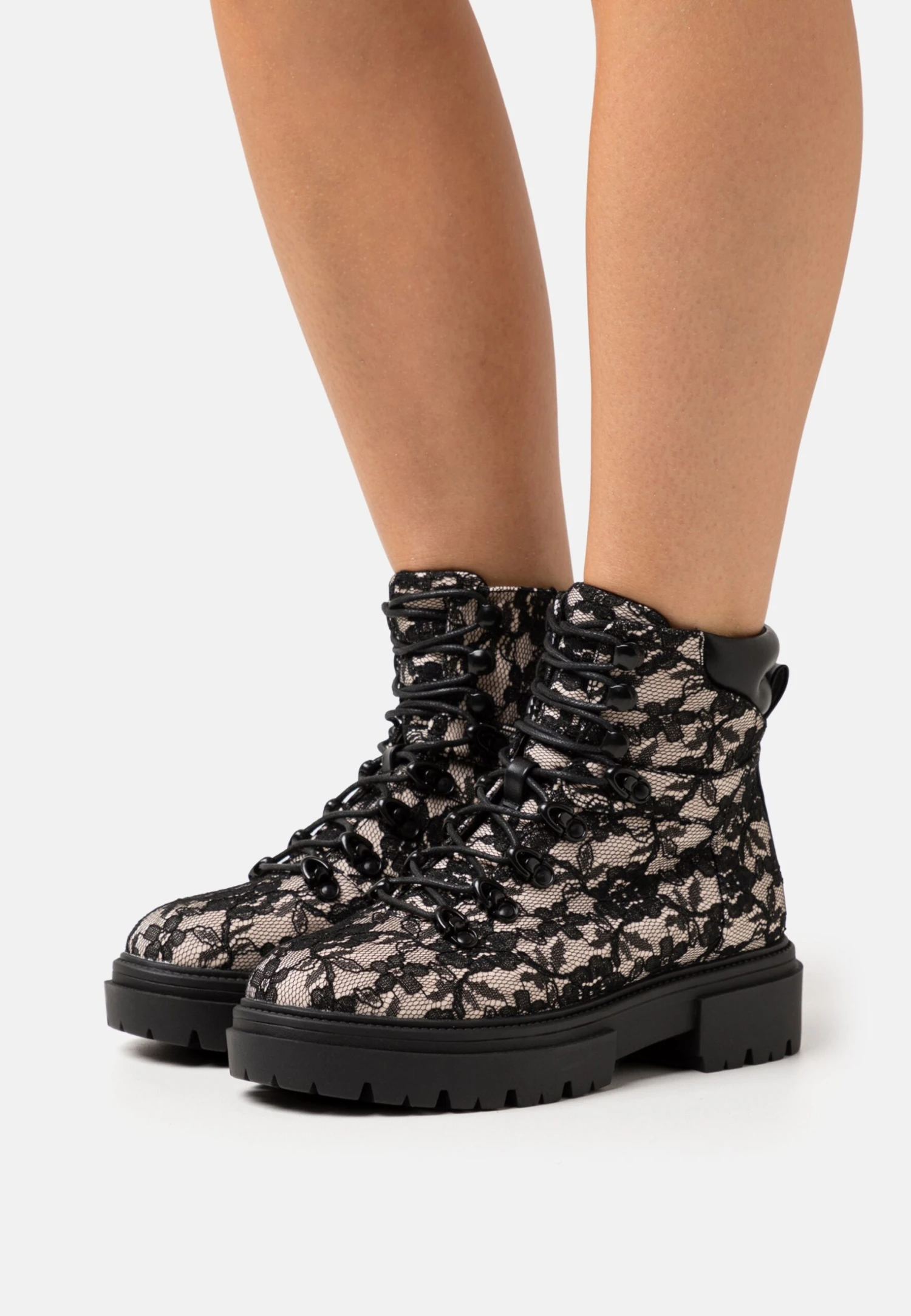 Anna Field Enkellaarsjes Met Plateauzool - Pink 2 Anna Field Enkellaarsjes Met Plateauzool - Pink