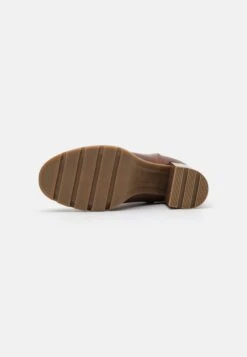 Anna Field Korte Laarzen - Cognac 12 Anna Field Korte Laarzen - Cognac -Anna Field 7b33d485b008419b8af52633360afbf5