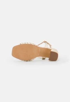 Anna Field Leather - Sandalen Met Hoge Hak - Gold 12 Anna Field Leather - Sandalen Met Hoge Hak - Gold -Anna Field d7c8717bca4040ecb46eb6aa66bbd942